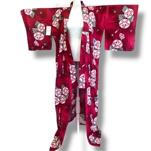 NWT Authentic Japanese Yukata Kimon In Red Floral Print Size One Size
